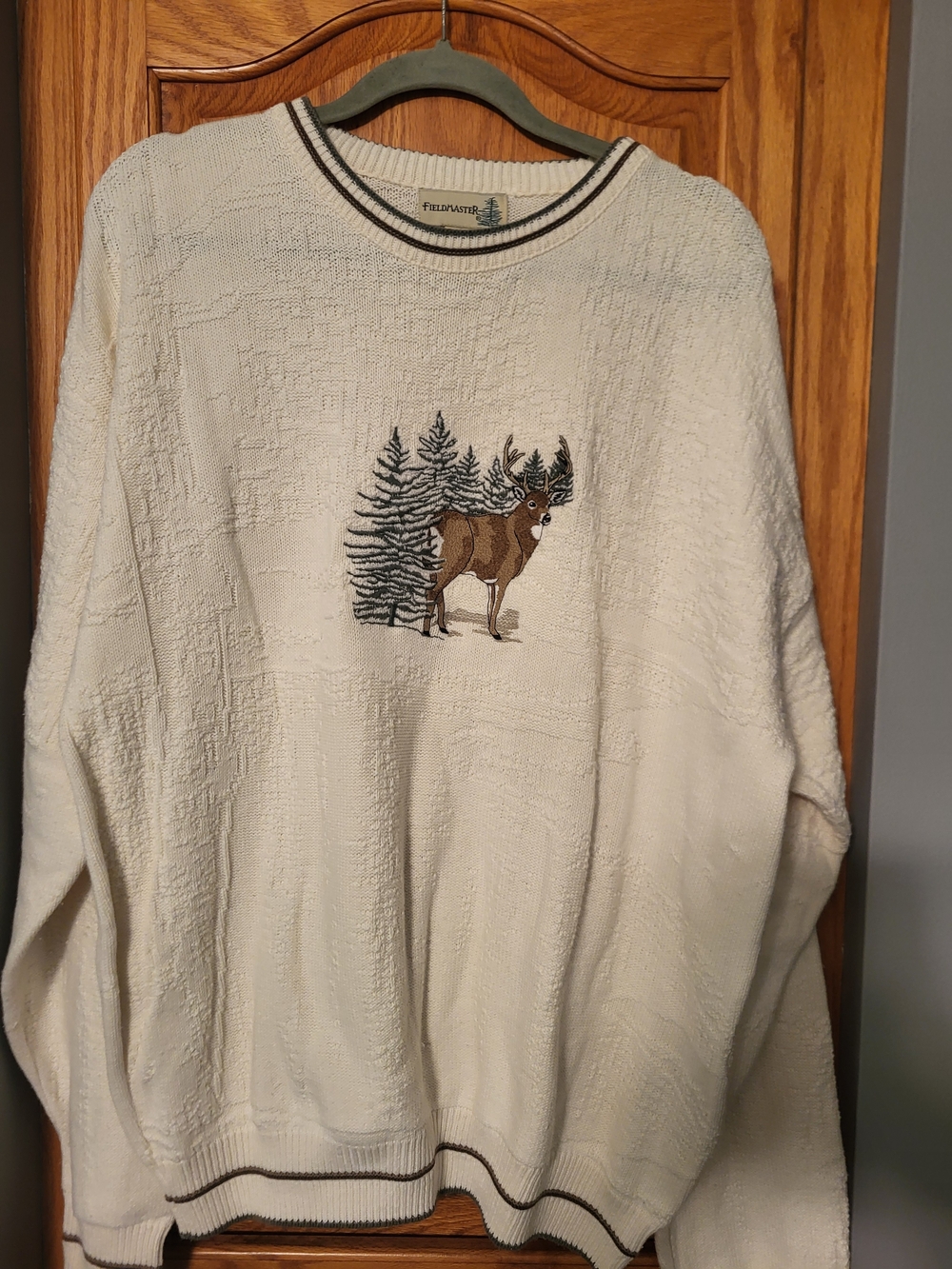 Vintage 90s Fieldmaster Cream Knit Sweater Embroidered Whitetail Deer Size Large